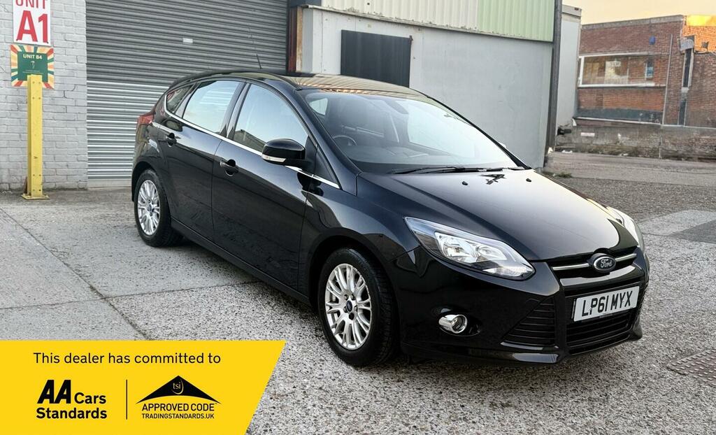 Ford Focus 1.6 Titanium Powershift Euro 5 Black