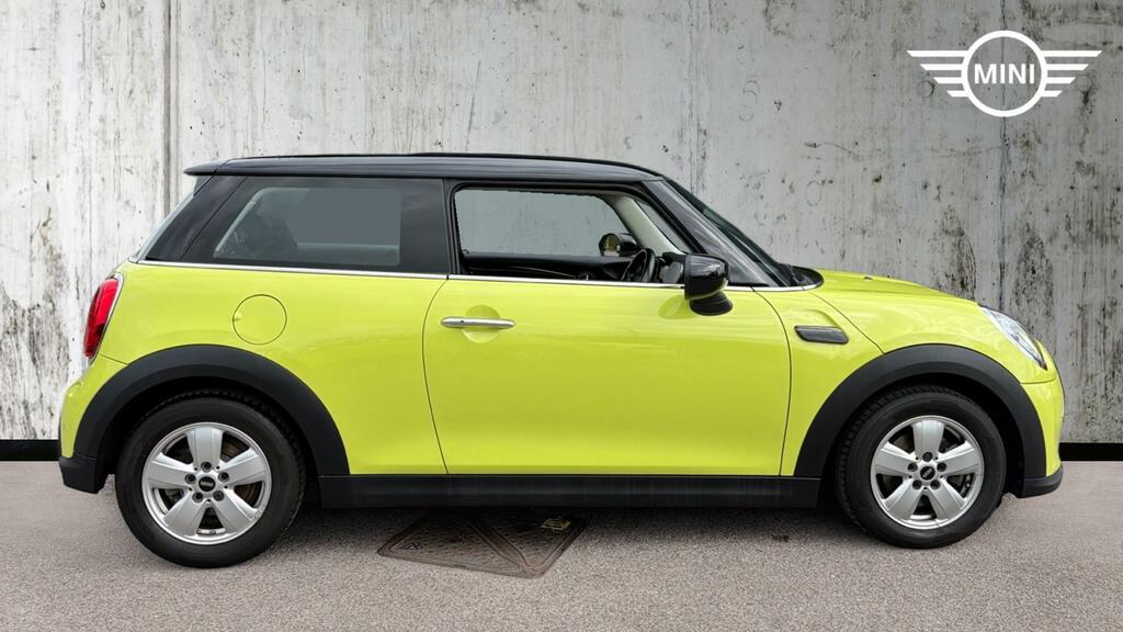 Mini Hatch 3-Door Hatch Cooper Classic HN23LFY Yellow #3