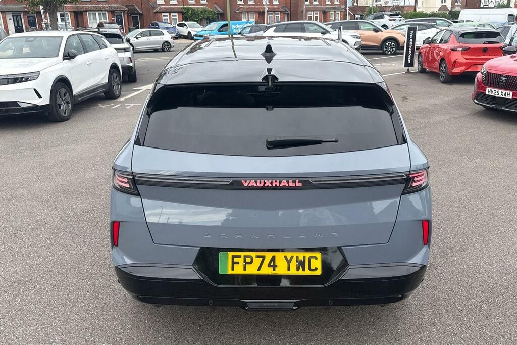 Vauxhall Grandland Hatchback Blue #32