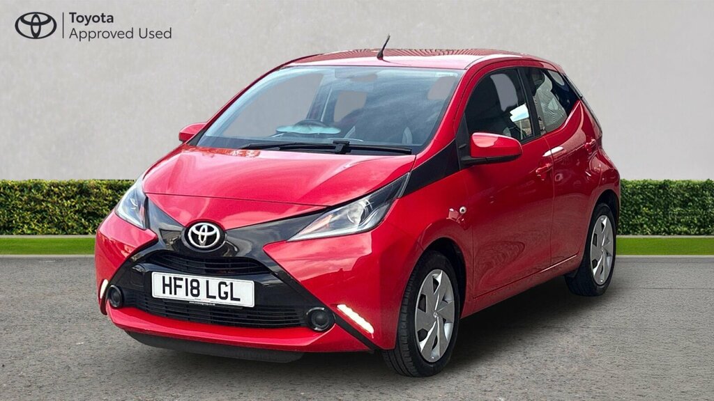 Toyota Aygo 1.0 Vvt-i X-play Euro 6 Red #3