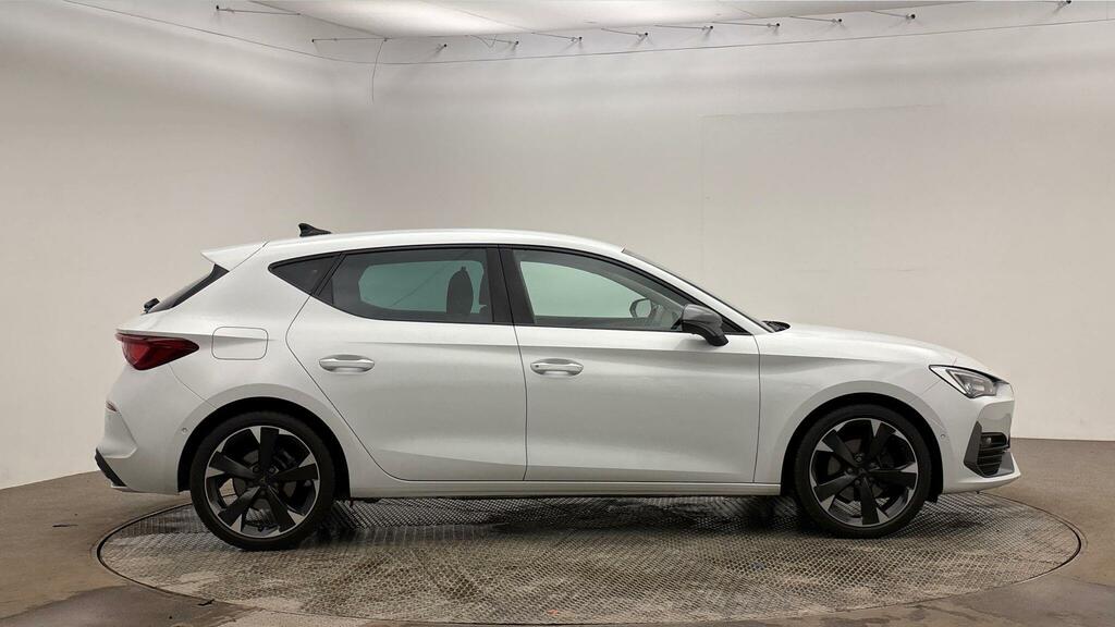Cupra Leon 1.5 Tsi V1 White #4