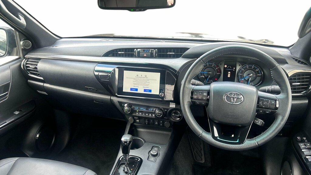 Toyota HILUX 2.8 D-4d-h Invincible X 4Wd Euro 6 Grey #6