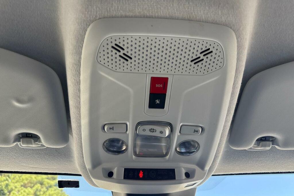 Peugeot 208 1.2 Puretech Active Premium Hatchback White #29