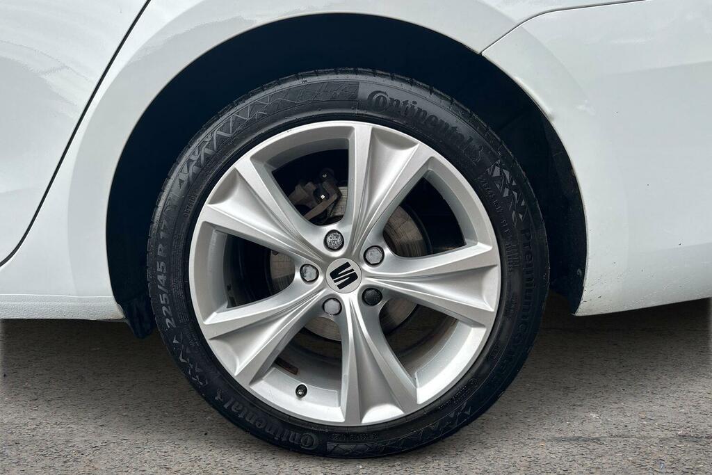 Seat Leon 1.5 Etsi 150 Fr Dsg White #5
