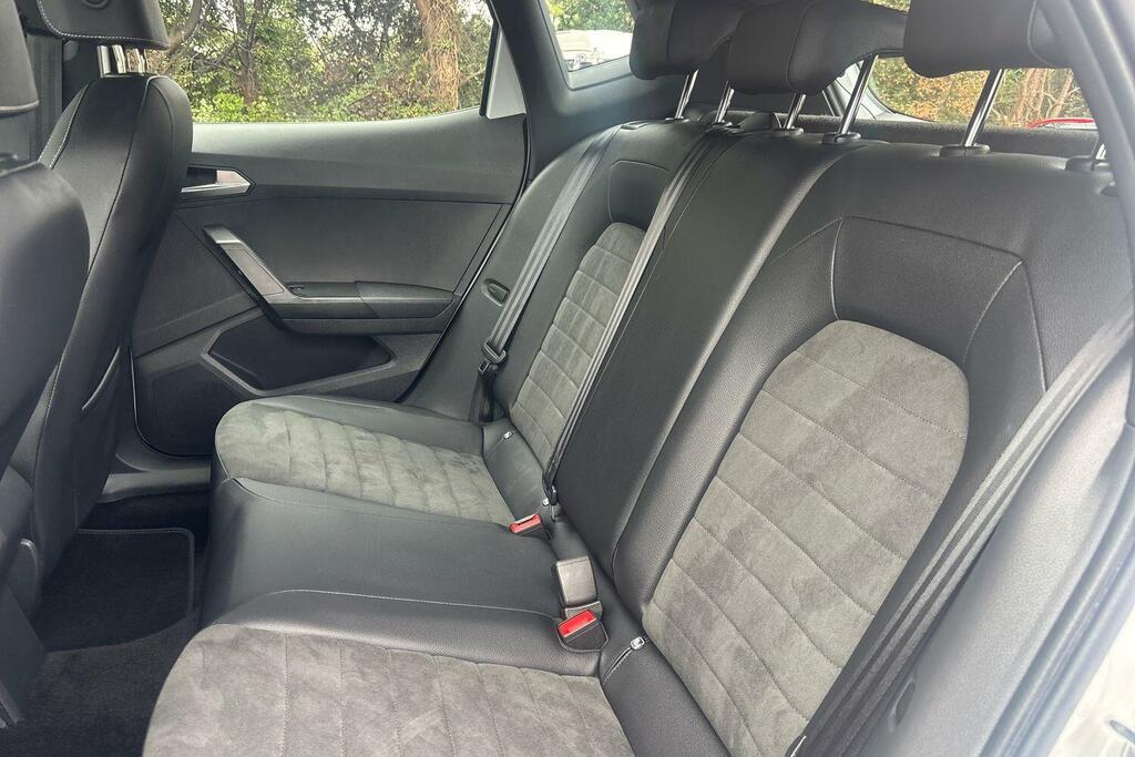 Seat Arona 1.0 Tsi Se Technology White #19