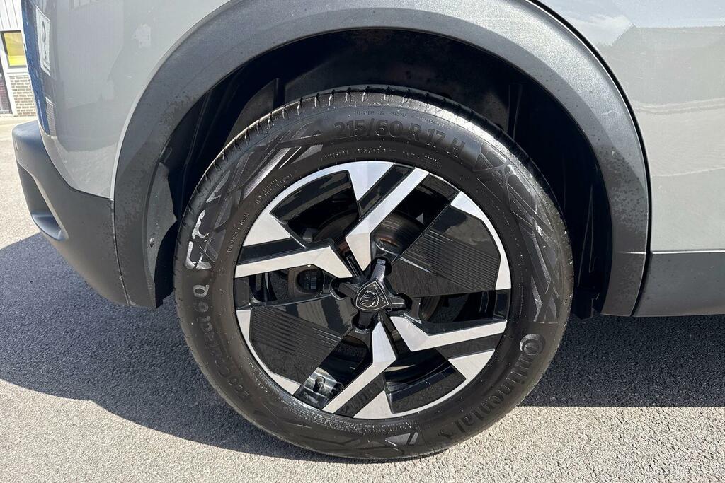 Peugeot e-2008 Allure Grey #42