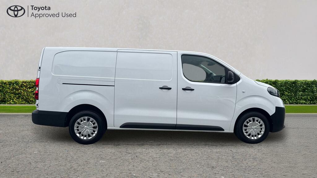 Toyota PROACE 1.5D Active Medium Panel Van Mwb Euro 6 Ss Silver #24