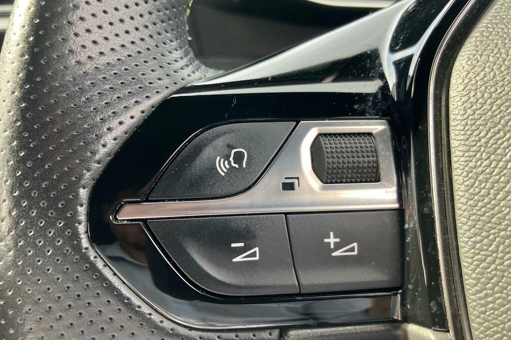Peugeot e-208 Gt Grey #16