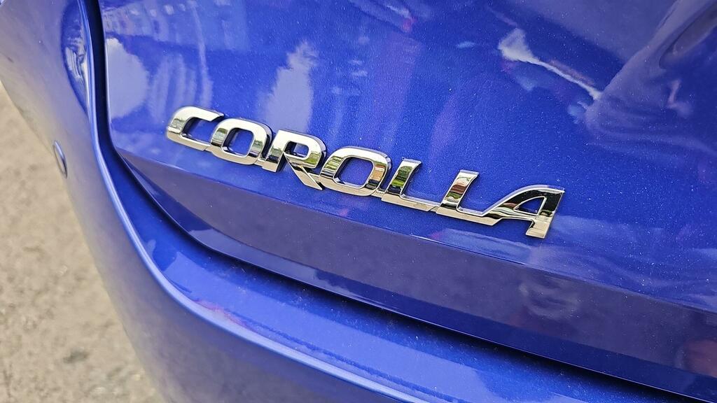 Toyota Corolla Design White #50