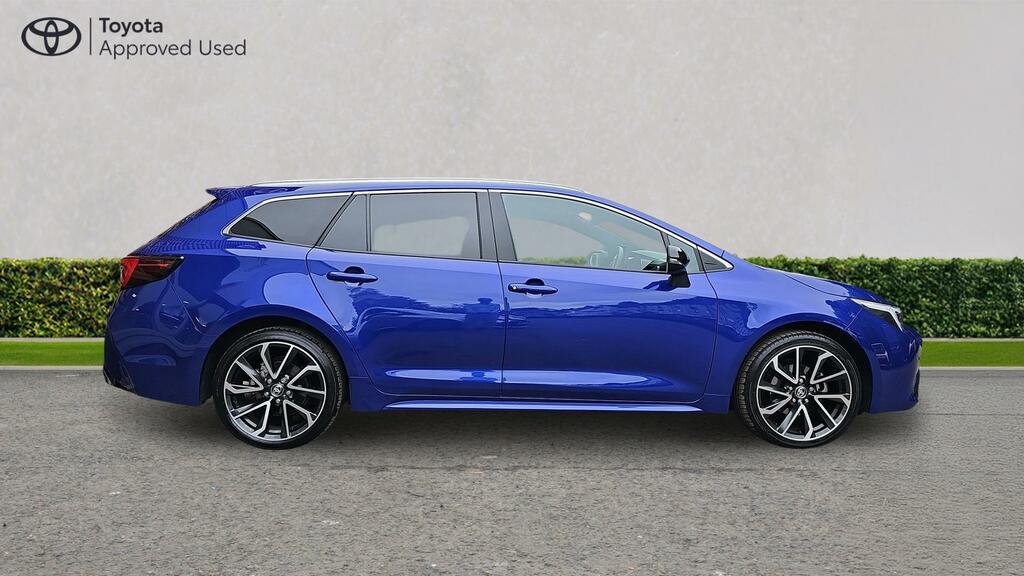 Toyota Corolla Design White #24