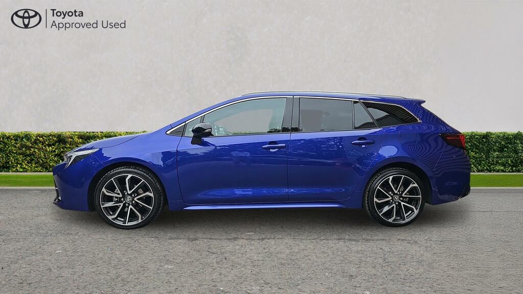 Toyota Corolla Design White #25