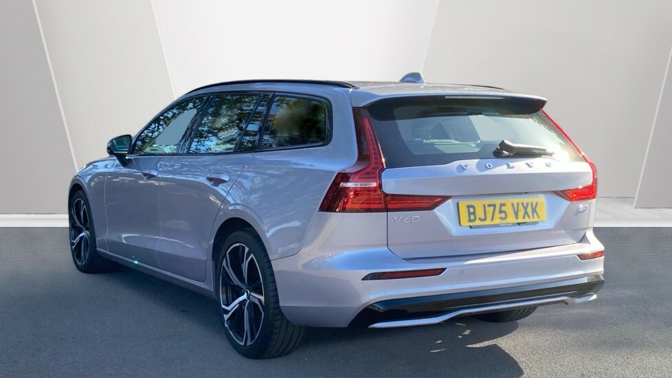 Volvo V60 Plus, B4 Mild Hybrid, Dark Silver #2