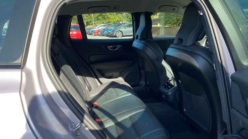 Volvo V60 Plus, B4 Mild Hybrid, Dark Silver #6