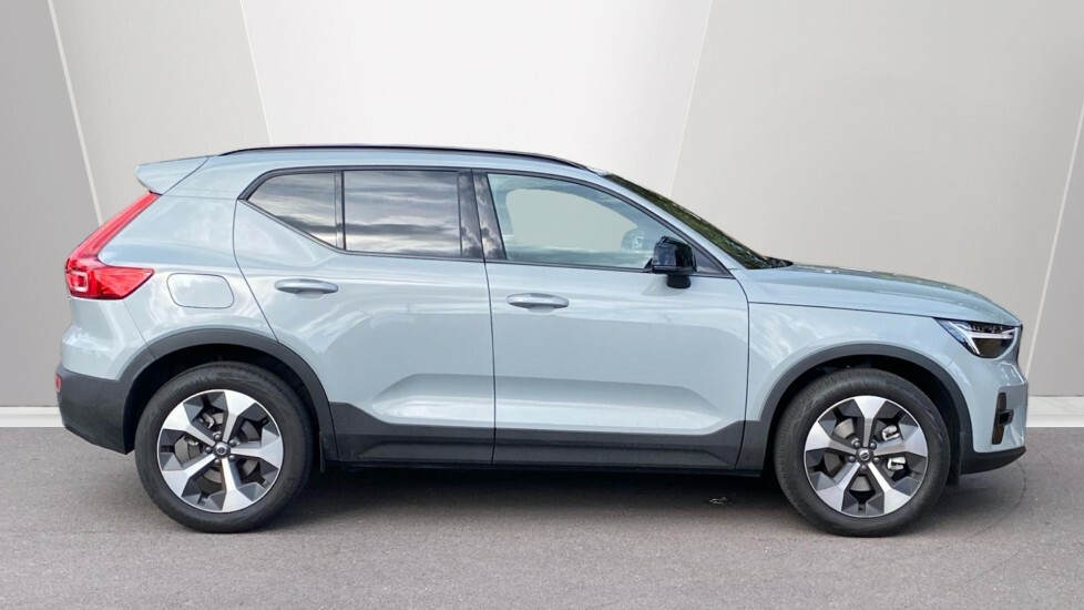 Volvo XC40 Plus, B3 Mild Hybrid, Dark Grey #3
