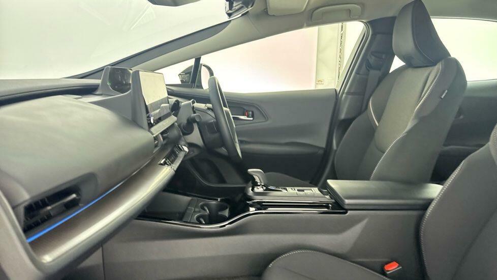 Toyota Prius 2.0 Phev Excel Cvt Hatchback Grey #22