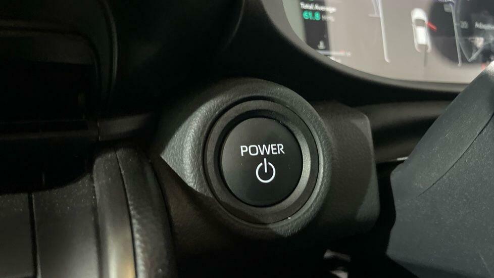 Toyota C-Hr Excel White #9