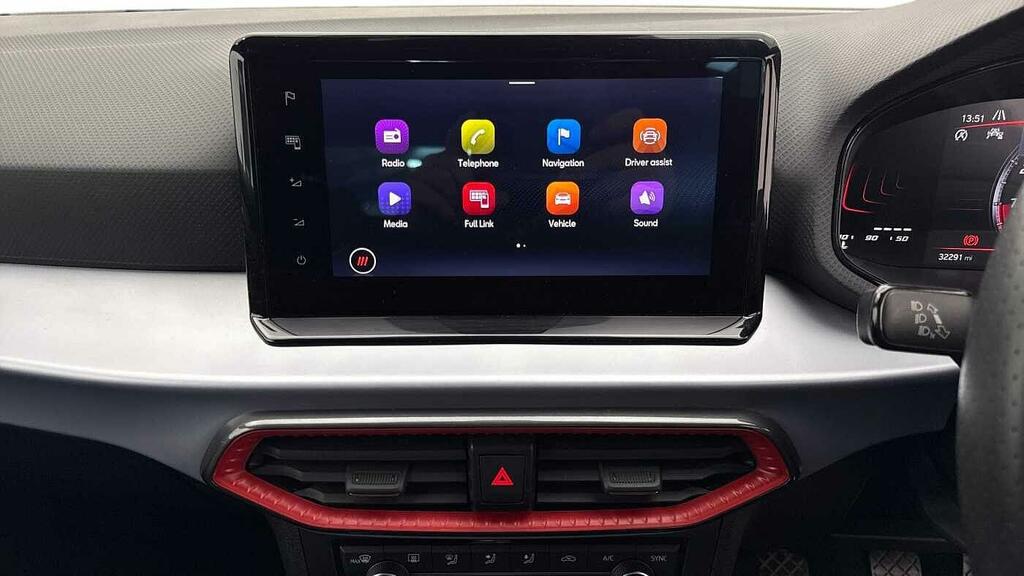 Seat Arona 1.0 Tsi 110 Se Technology Dsg Red #8
