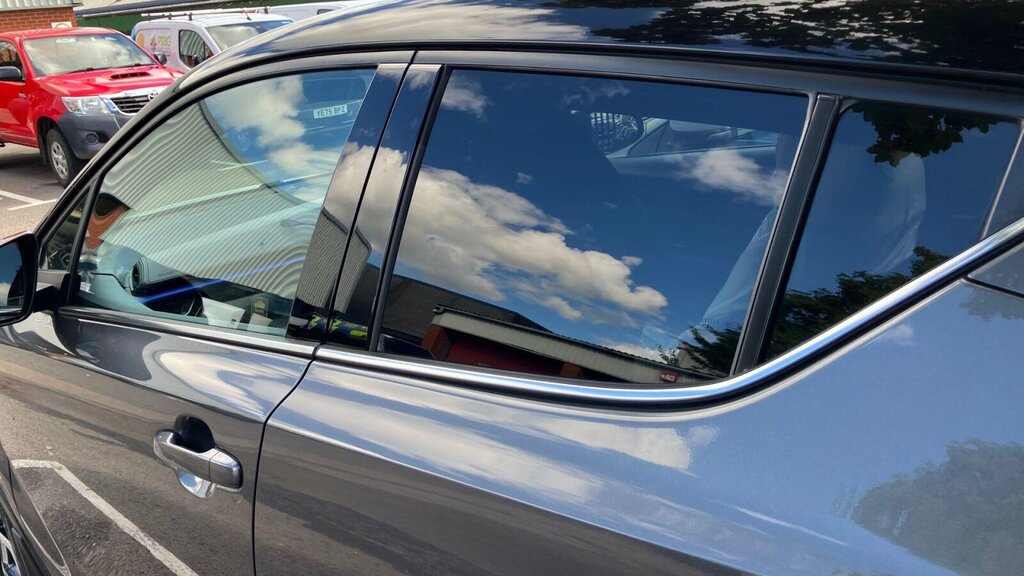 Toyota C-Hr Dynamic Silver #29