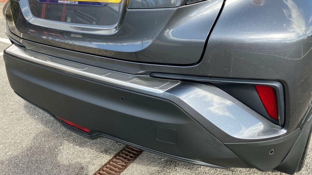 Toyota C-Hr Dynamic Silver #36