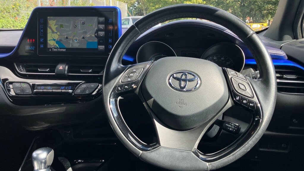 Toyota C-Hr Dynamic Silver #10