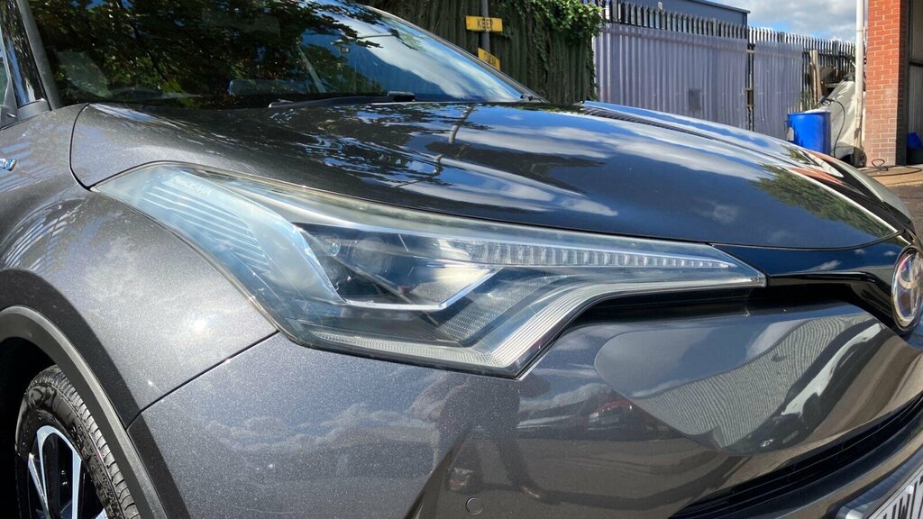 Toyota C-Hr Dynamic Silver #20