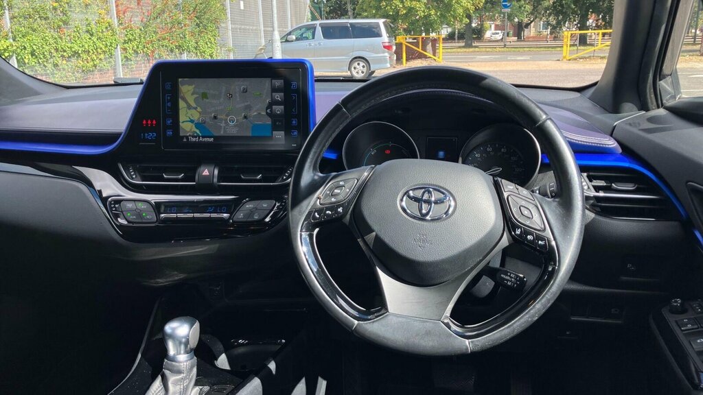 Toyota C-Hr Dynamic Silver #7