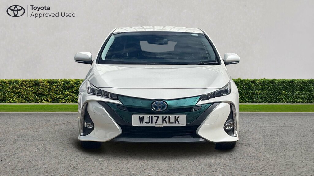 Toyota Prius Vvt-i Active Red #23