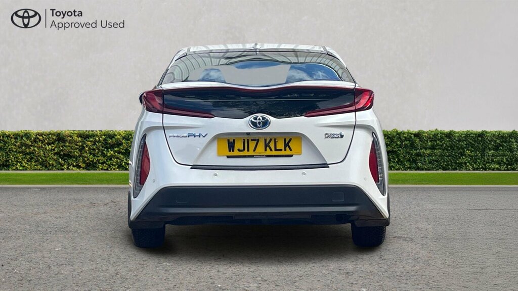 Toyota Prius Vvt-i Active Red #28