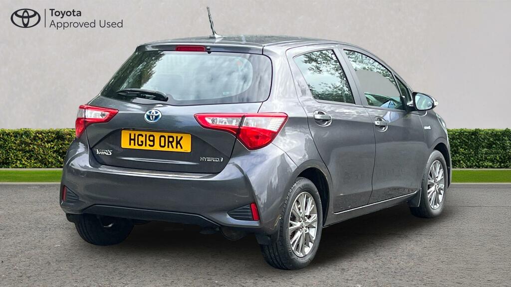 Toyota Yaris 1.5 Vvt-h Icon E-cvt Euro 6 Ss Grey #2