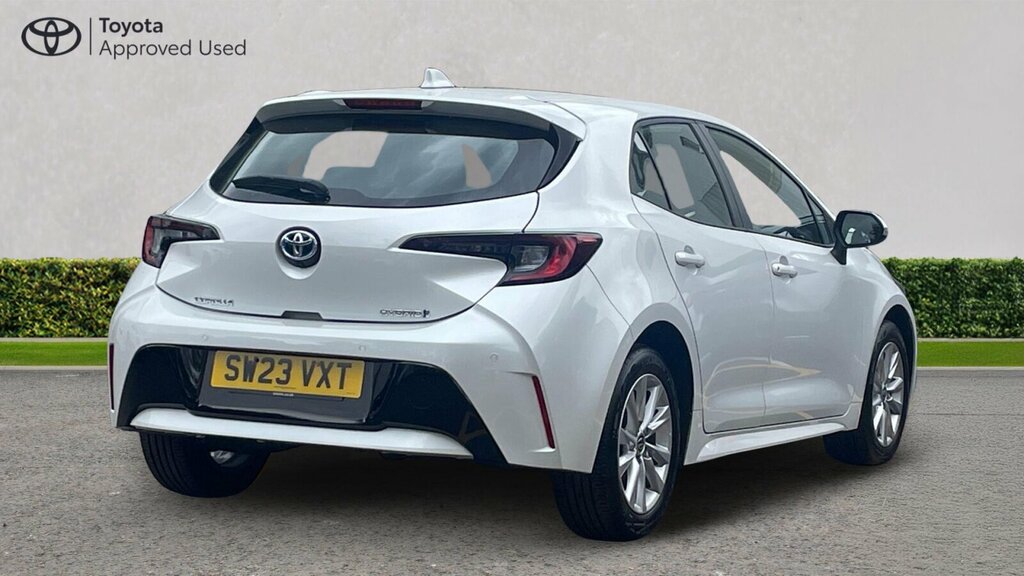 Toyota Corolla 1.8 Vvt-h Icon Cvt Euro 6 Ss White #2