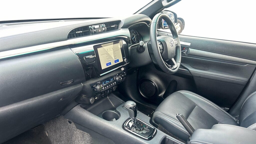 Toyota HILUX 2.8 D-4d-h Invincible X 4Wd Euro 6 Grey #5