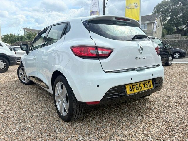 Renault Clio 2015 1.2 16V Dynamique Nav Hatchback Ma White #5