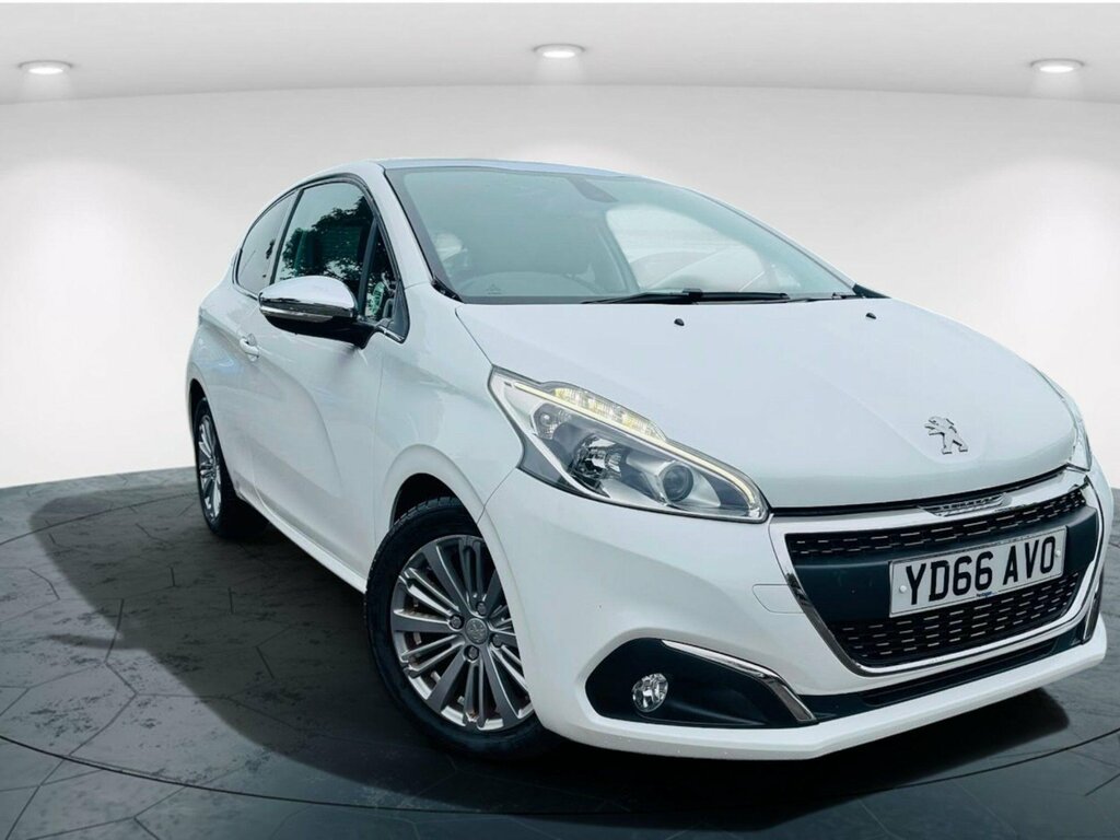 Peugeot 208 1.2 Puretech Allure Euro 6 White #5