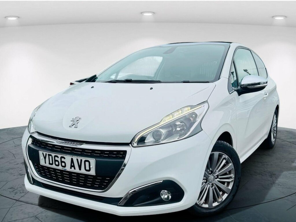 Peugeot 208 1.2 Puretech Allure Euro 6 White #3