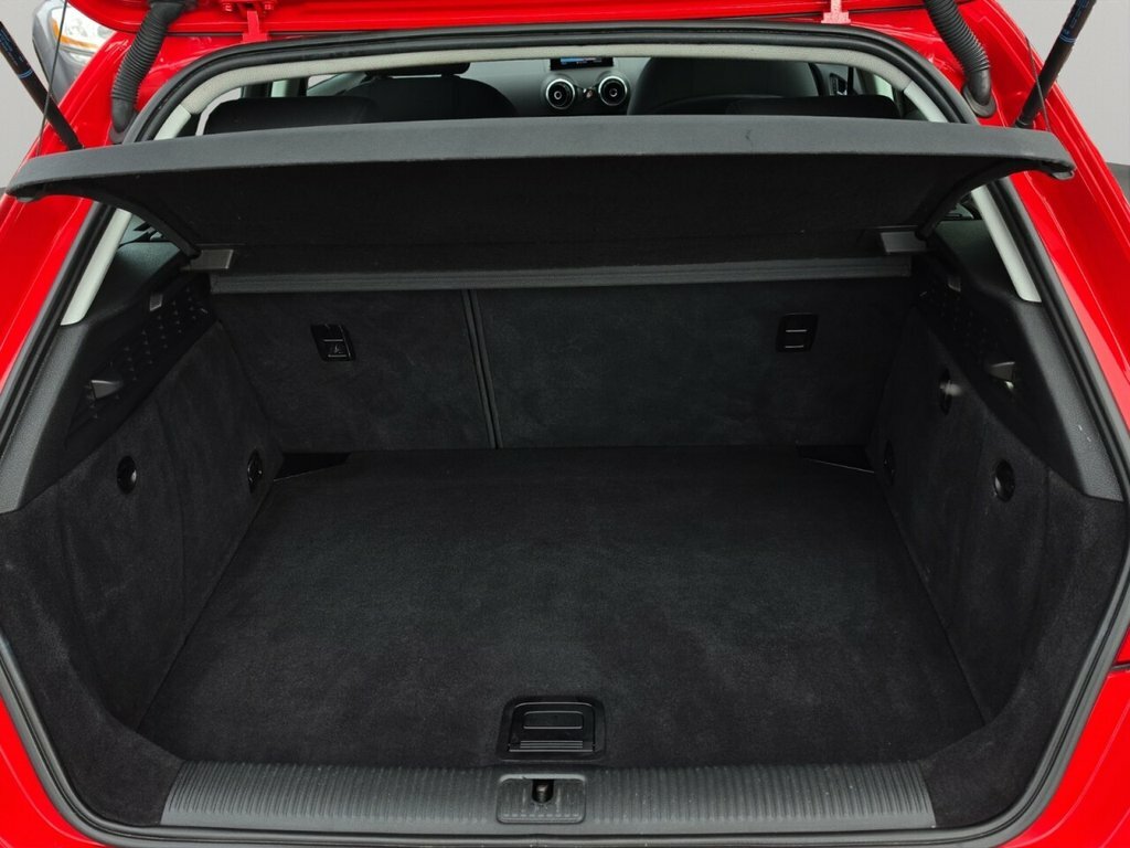 Audi A3 2.0 Tdi S Line Final Edition Red #16