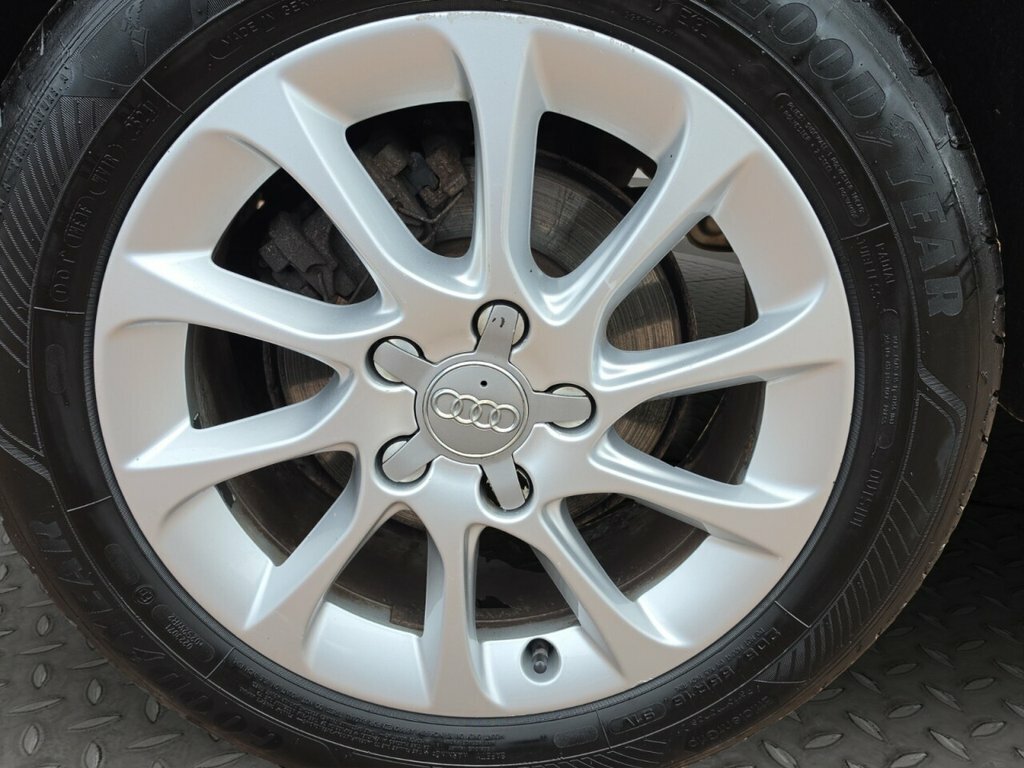 Audi A3 2.0 Tdi S Line Final Edition Red #18