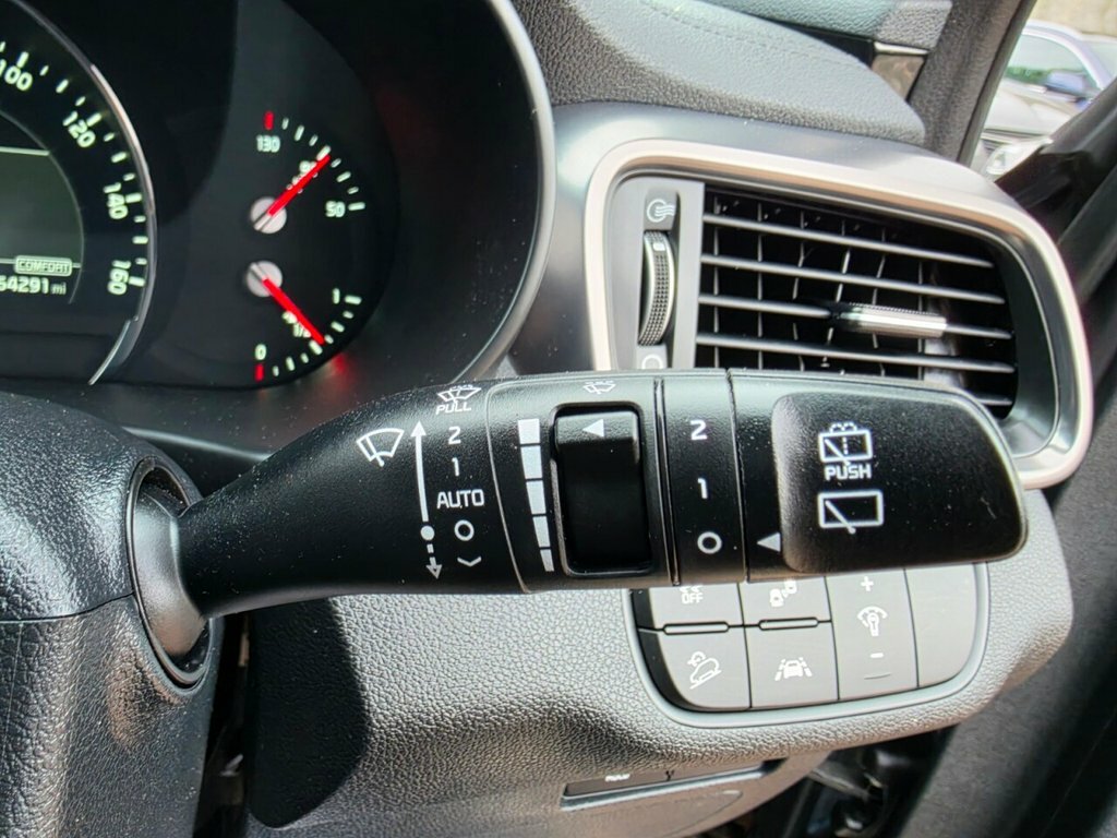 Kia Sorento Suv White #36