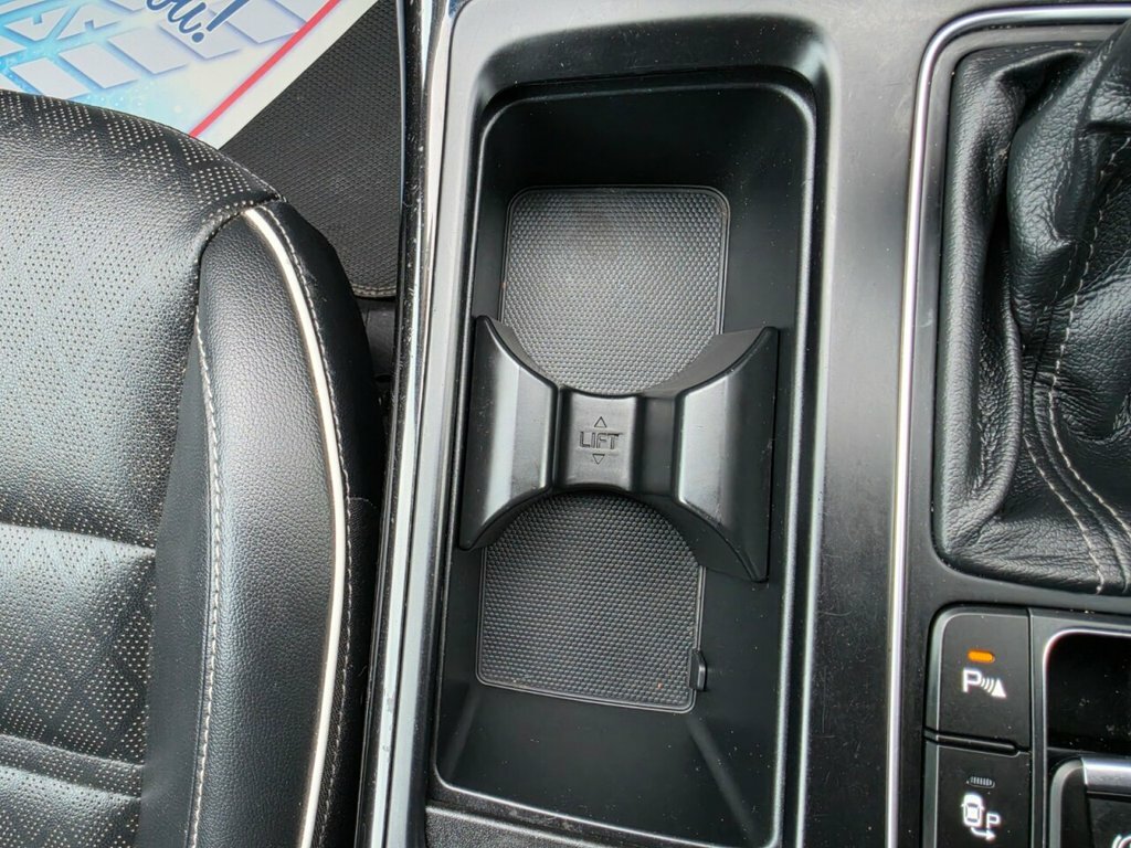 Kia Sorento Suv White #43