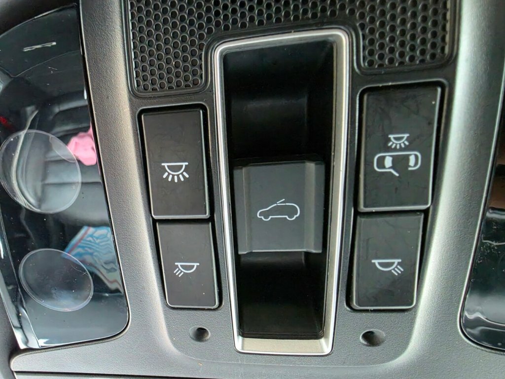 Kia Sorento Suv White #46