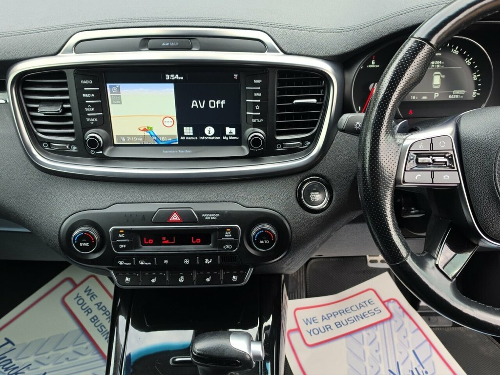 Kia Sorento Suv White #14