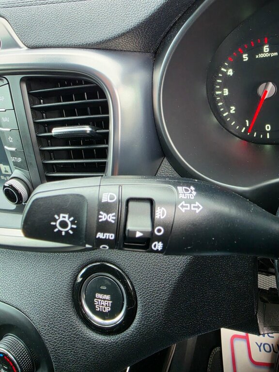 Kia Sorento Suv White #37
