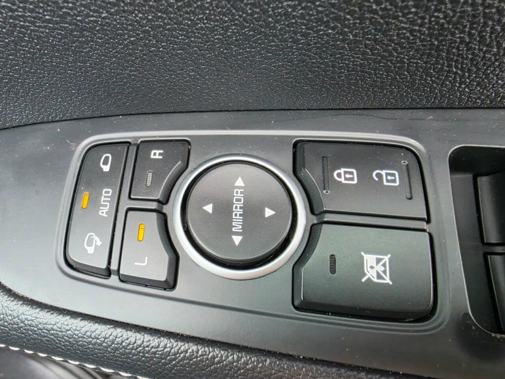Kia Sorento Suv White #49