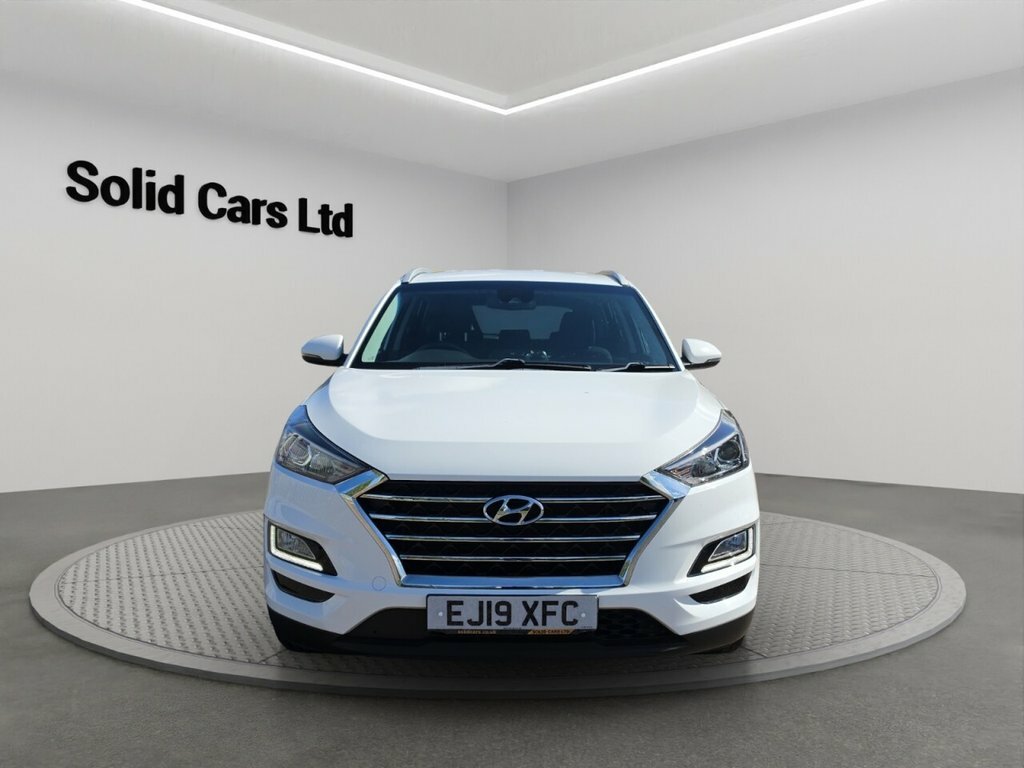 Hyundai Tucson Suv White