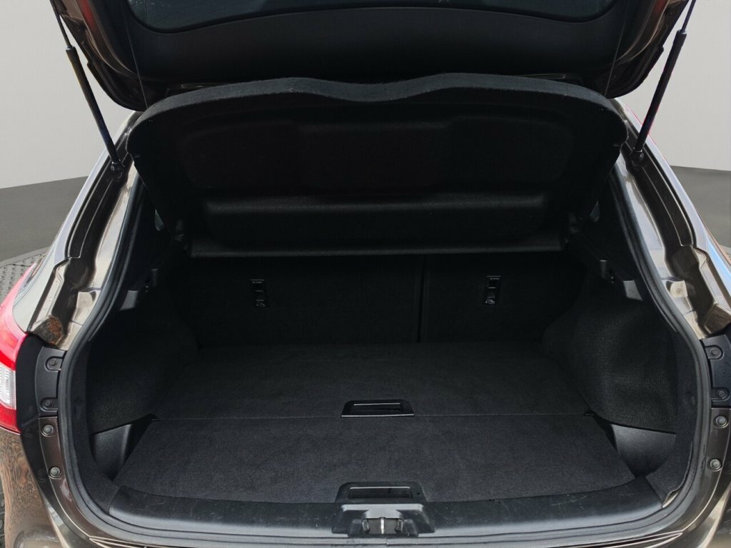 Nissan Qashqai Dci Tekna 128 Silver #20