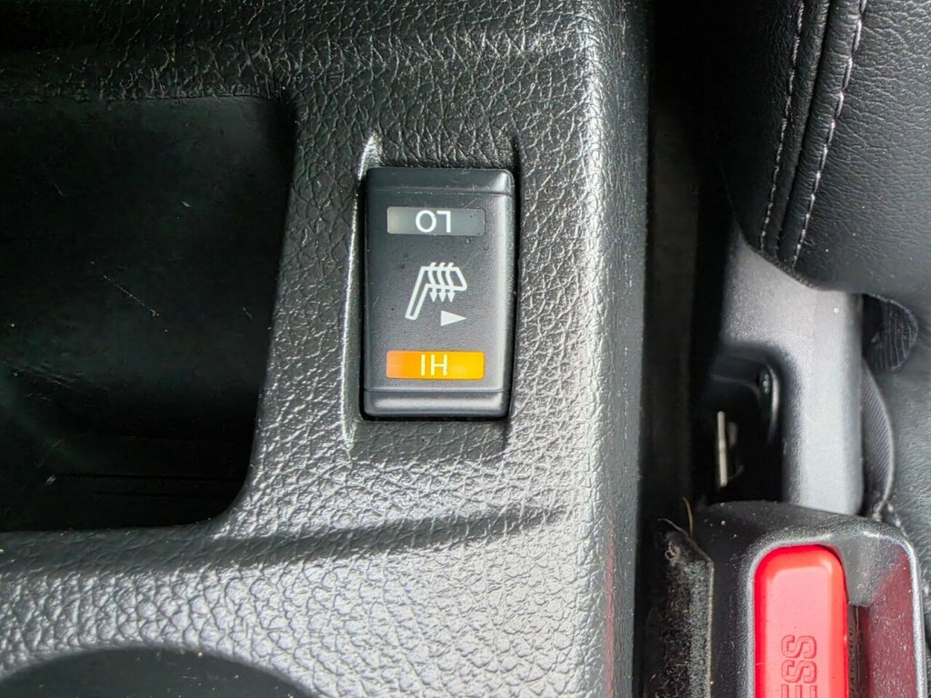 Nissan Qashqai Dci Tekna 128 Silver #37