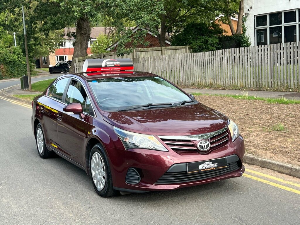 Toyota Avensis 1.8 V-matic T2 Euro 5 Red #3