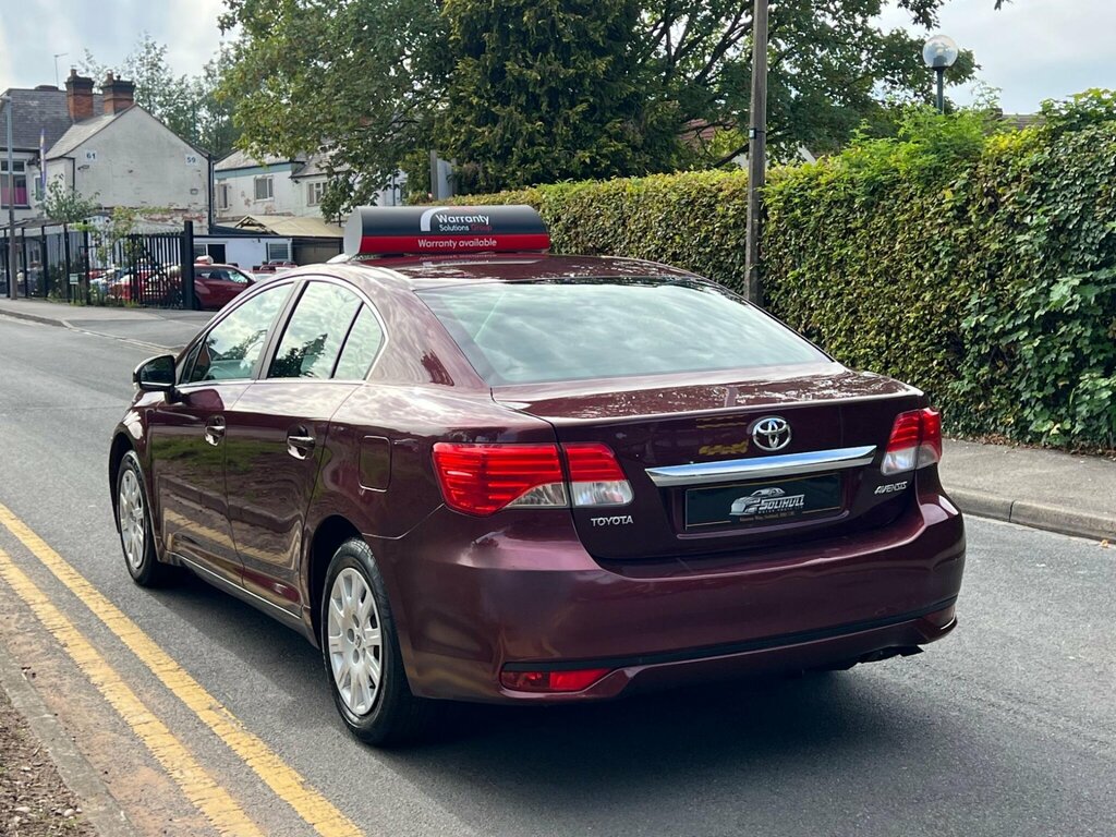 Toyota Avensis 1.8 V-matic T2 Euro 5 Red #5