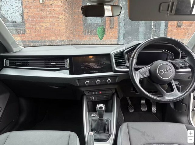 Audi A1 1.0 Tfsi 25 Sport Sportback Euro White #2