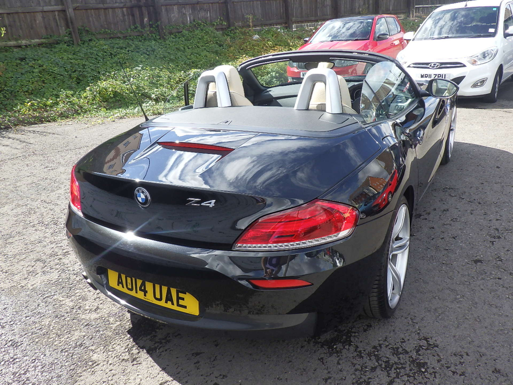 BMW Z4 White #17
