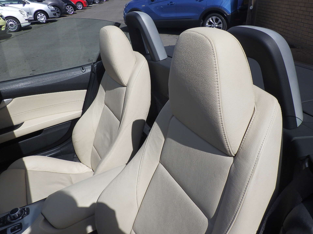BMW Z4 White #19
